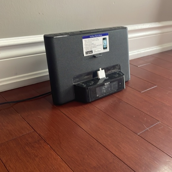 SONY personal docking system ICF-CS15iP - Picture 3 of 6